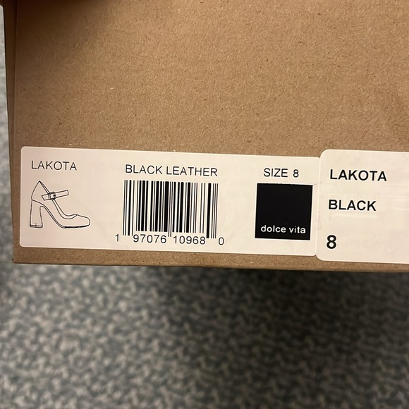 Black heeled Mary Jane’s with a gold buckle - Picture 6 of 6